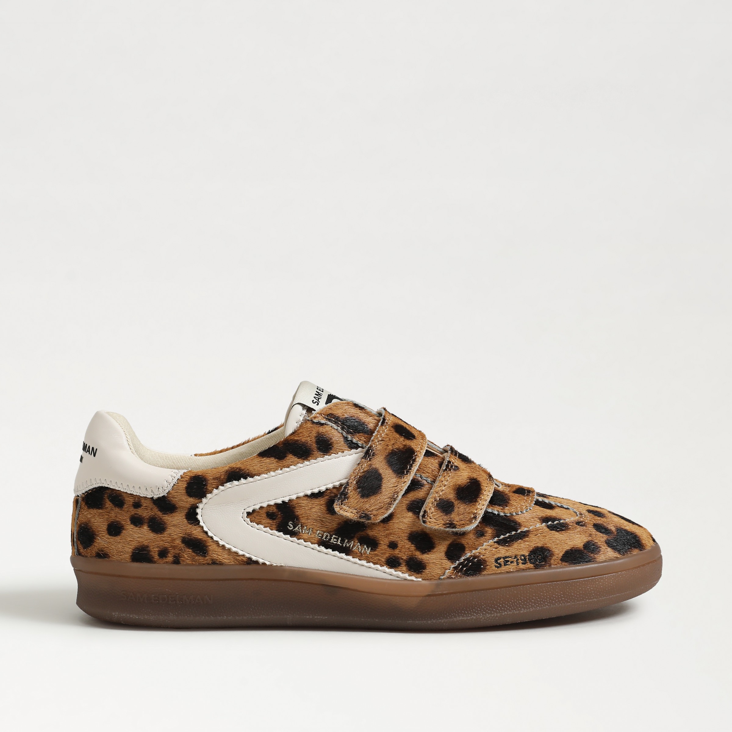 LES CHAUSSURES SPORT avec talia