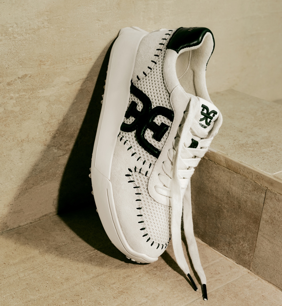 MAGASINEZ LES CHAUSSURES SPORT avec langley