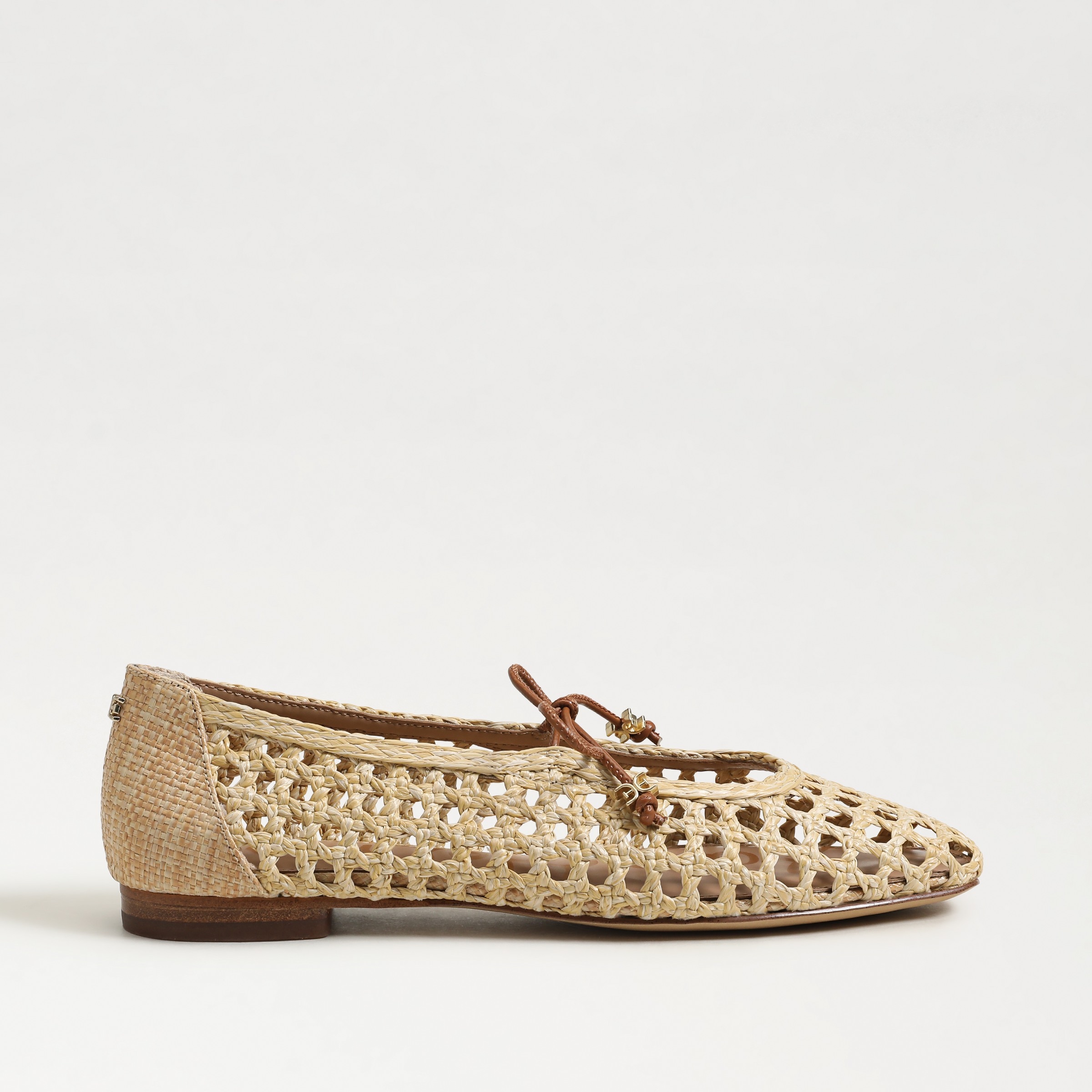 flats featuring the marcie in bleached beachwood saddle