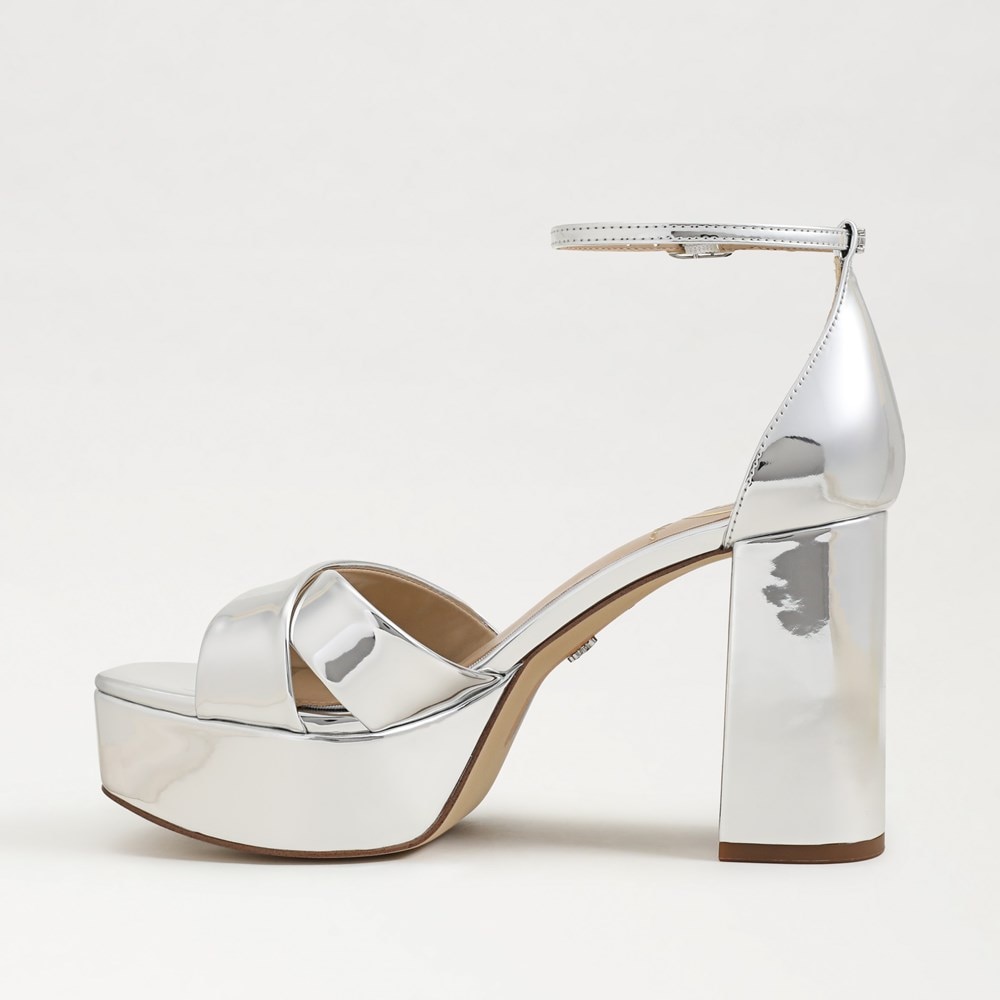 日本未入荷◆Dway Satin Cotton with Logo Embroidery Sandale PATENT EFFECT BOW SANDALS - Strawberry Red | ZARA Canada